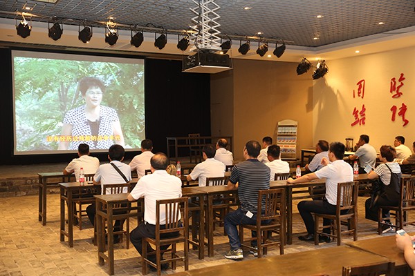 1530513850412899.jpg Q01A6714.JPG